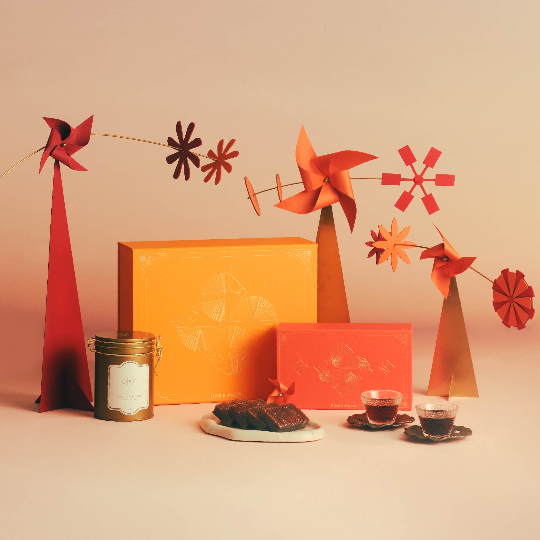 Chinese New Year Pudding (600g) and Premium Puerh Tea (150g) Gift Box