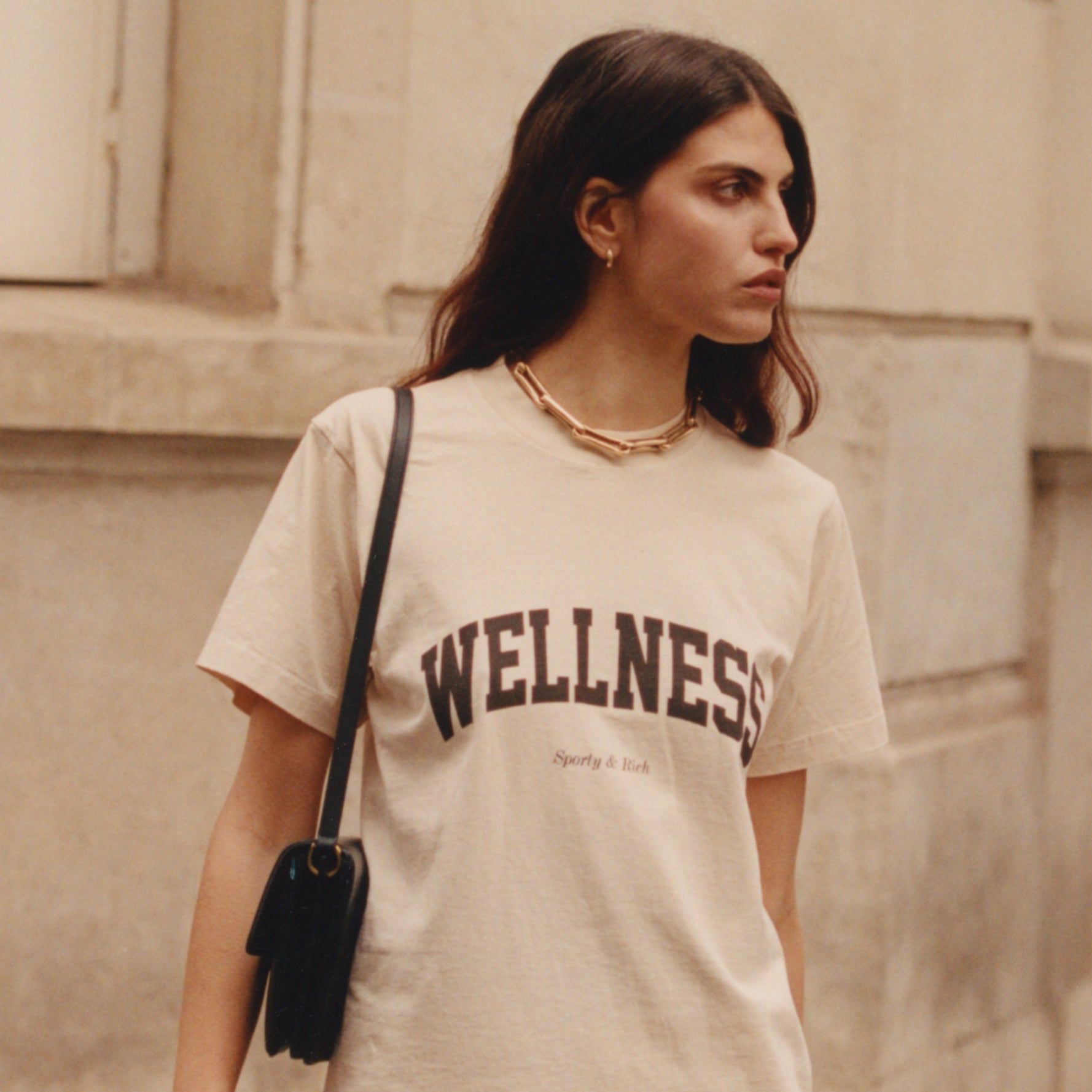 Sporty & Rich - Wellness Ivy T-Shirt Cream Chocolate
