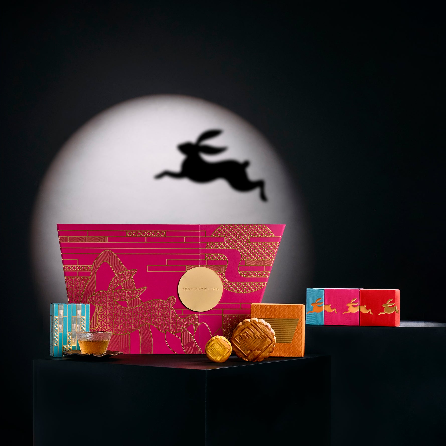 Rosewood Hong Kong x Hong Kong Palace Museum "Journey of the Jade Rabbit" Mooncake Gift Box