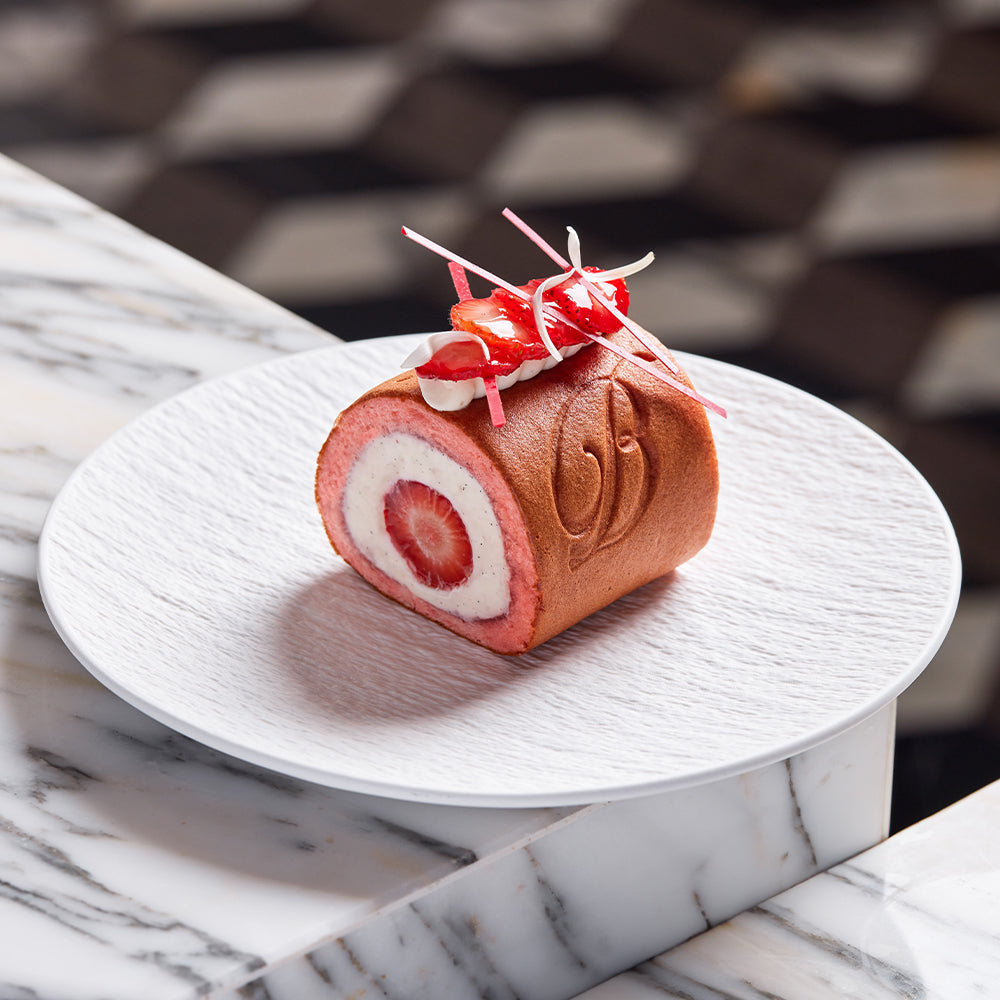 Strawberry Roll Cake