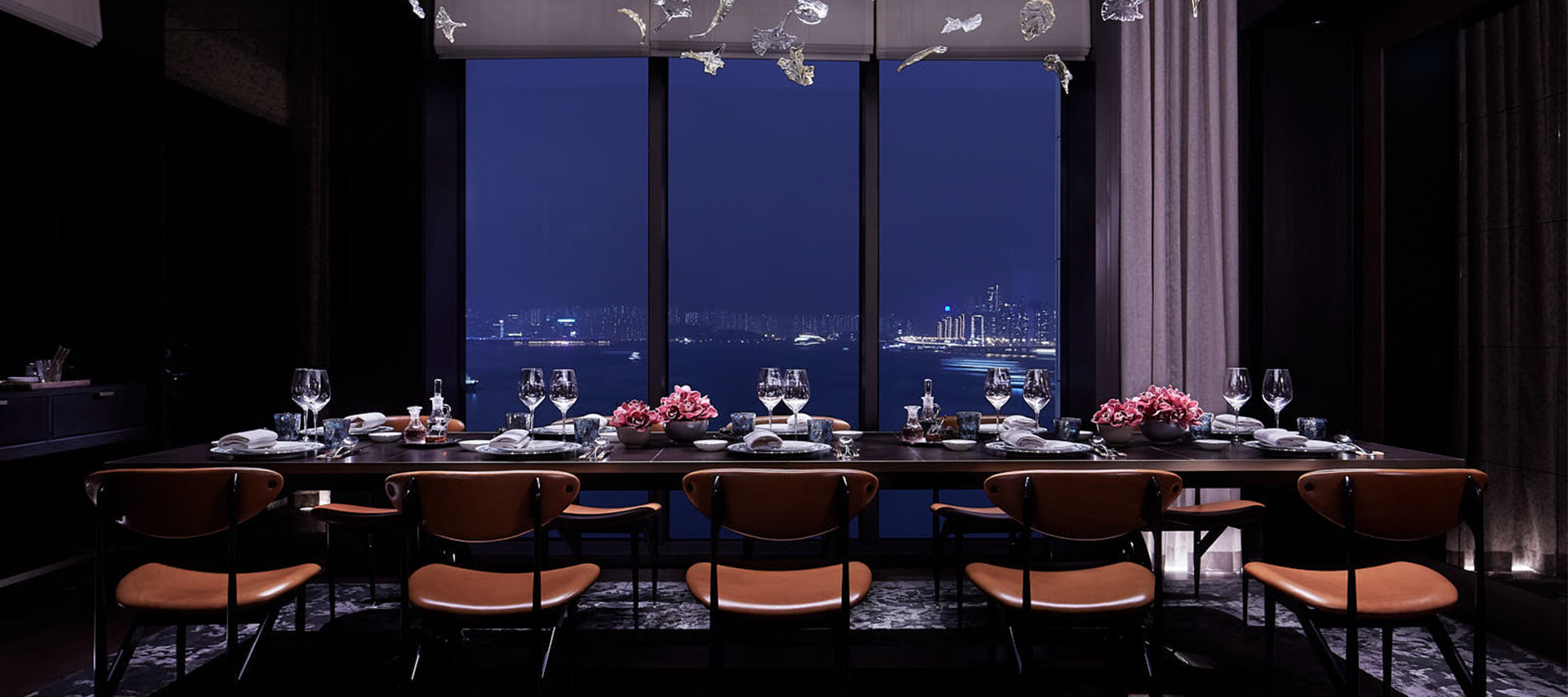Rosewood Hong Kong - Dining Experiences & Stays